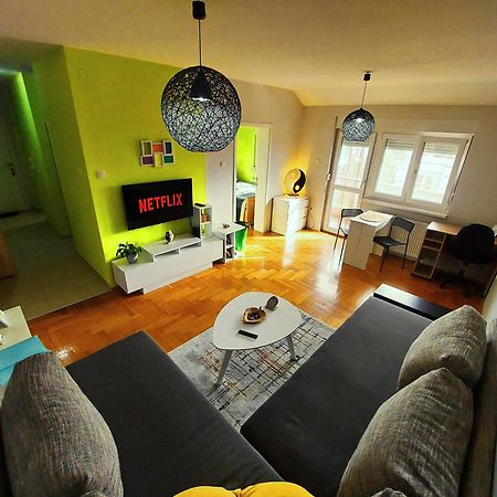 Xo Apartman Sremska Mitrovica Eksteriør billede