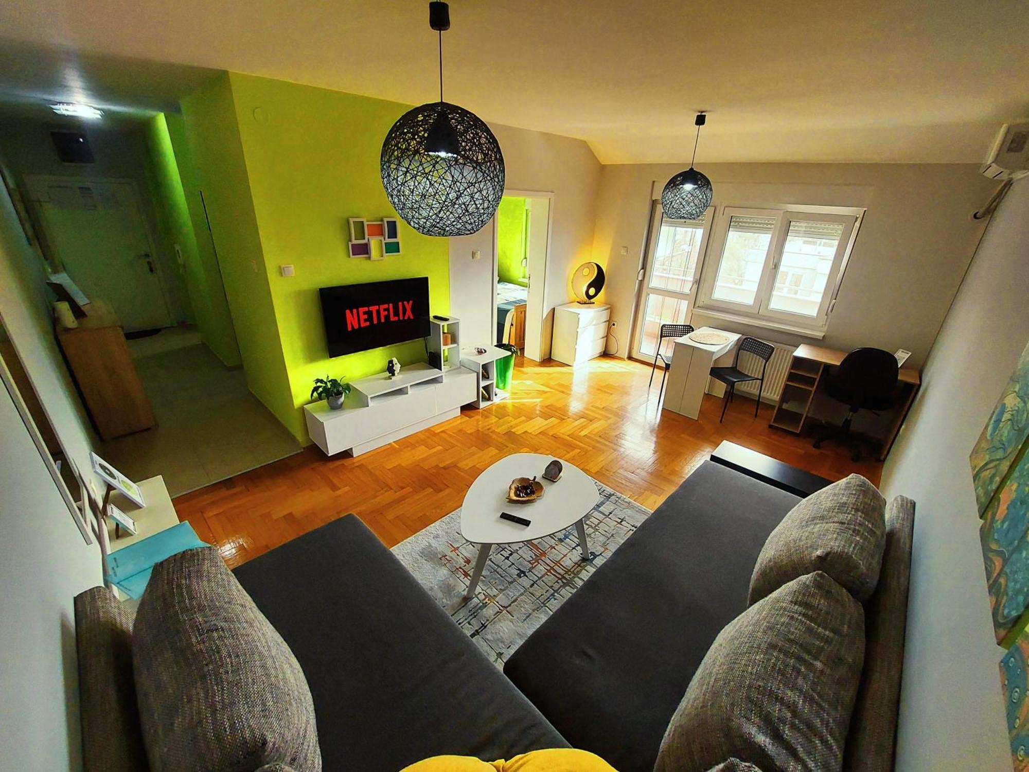 Xo Apartman Sremska Mitrovica Eksteriør billede