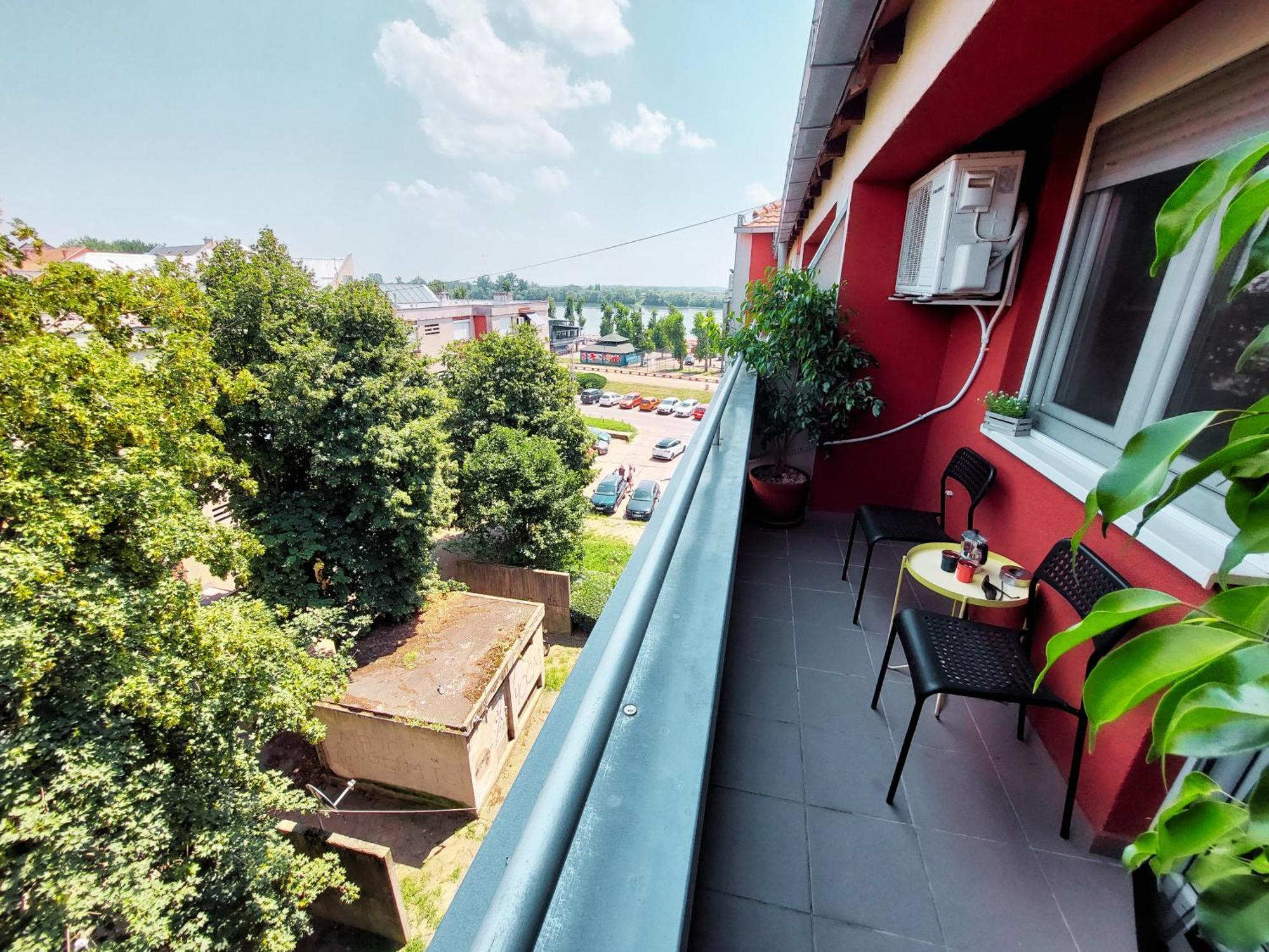 Xo Apartman Sremska Mitrovica Eksteriør billede